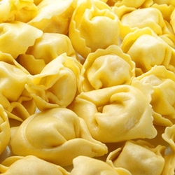 gefüllte Schinken Tortellini Prosciutto crudo AveSani