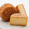 Luppolino Wirzi Südtiroler Käse veredelt mit Bier und Schüttelbrot Degust